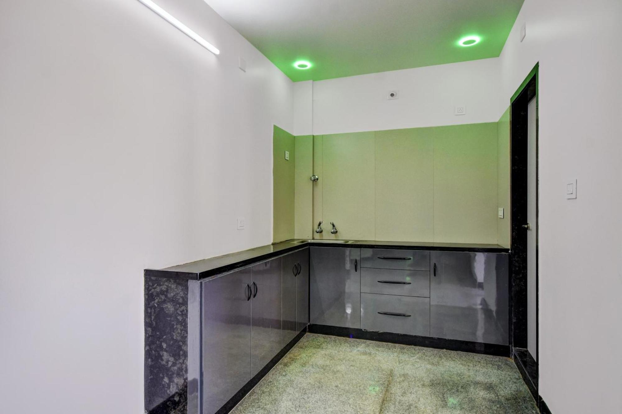 Oyo Home Msr Guest Inn Homestay نيلور المظهر الخارجي الصورة