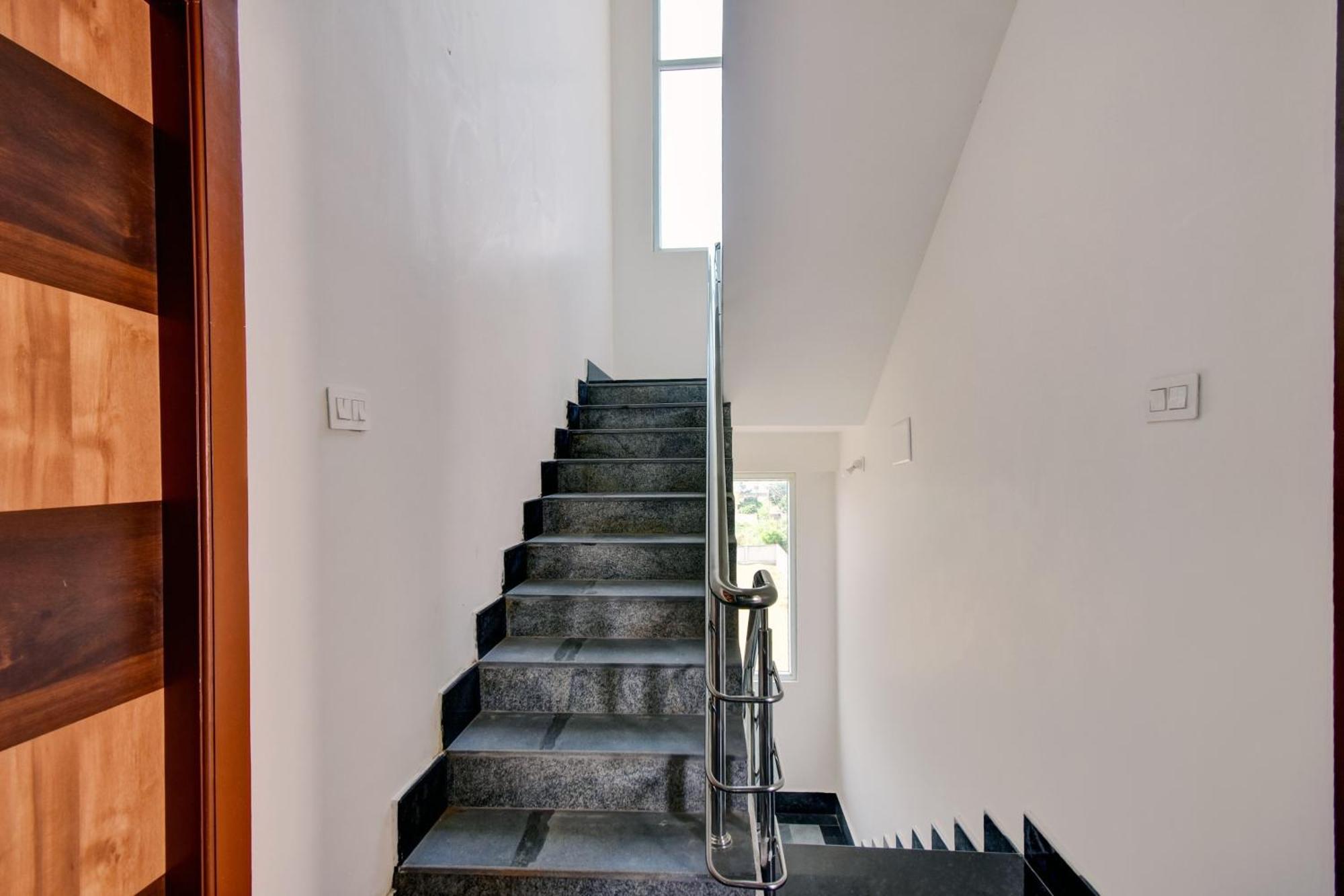 Oyo Home Msr Guest Inn Homestay نيلور المظهر الخارجي الصورة