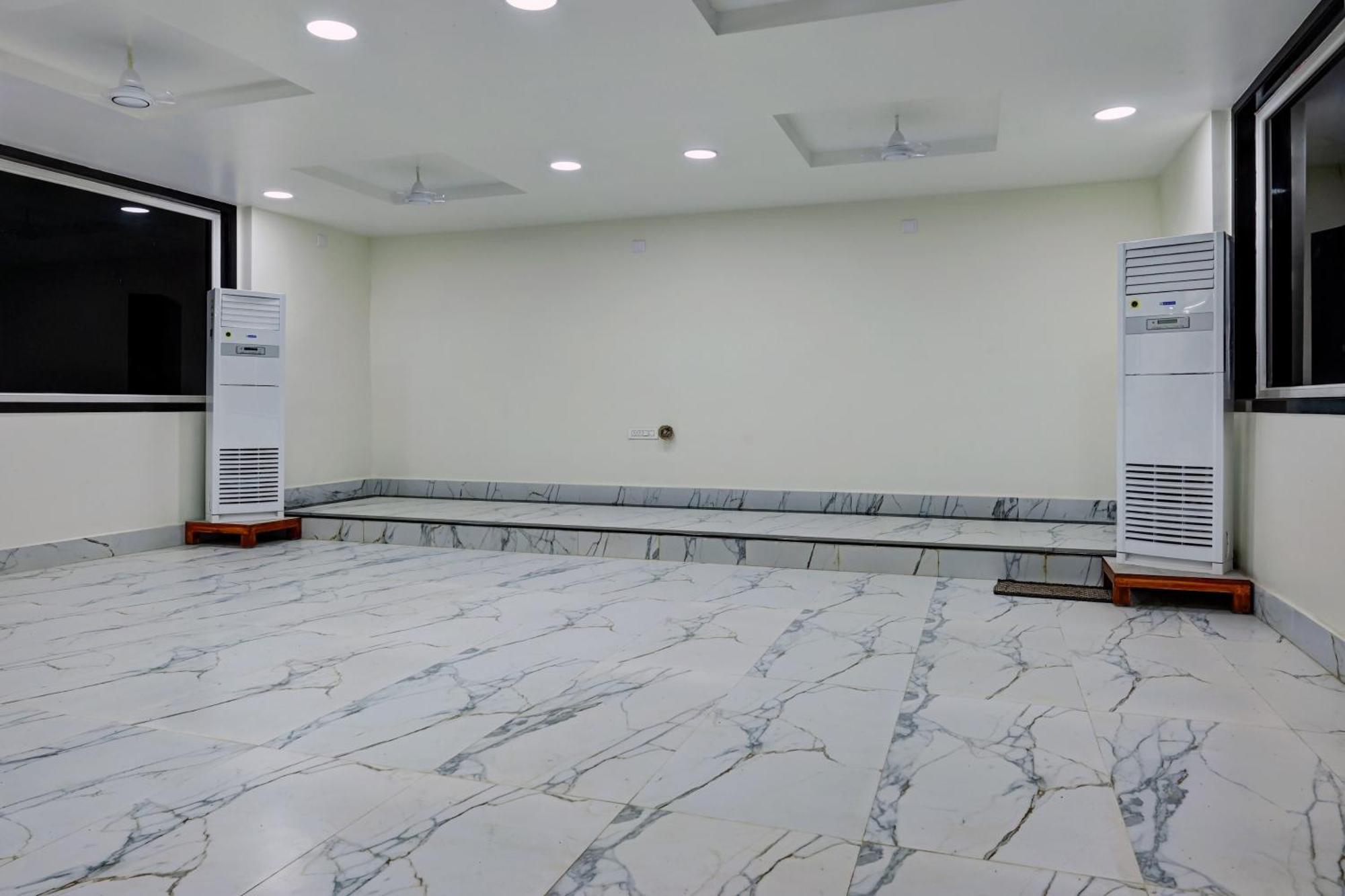 Oyo Home Msr Guest Inn Homestay نيلور المظهر الخارجي الصورة